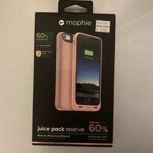 Mophie Charging case for IPhone 6s and IPhone 6